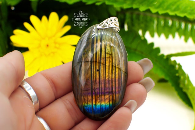 Crystals & Gems | GEMSTONED Jewelry & Gifts